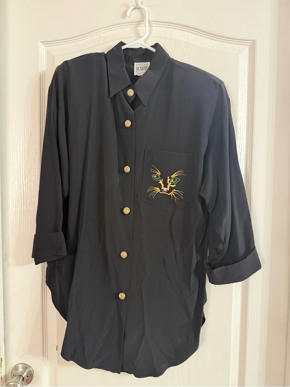 &M Richard’s Women’s Black Cat Embroidered Button Up Sz 12. MY-40